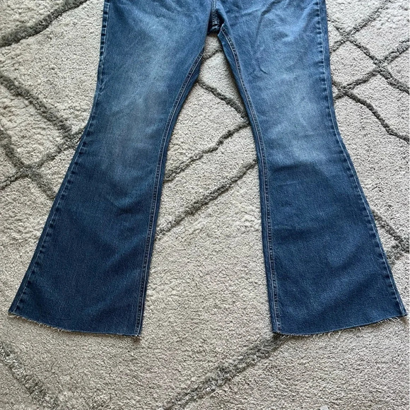 River Island flare jeans high rise sculpt raw hem plus size 14 new - Picture 8 of 13